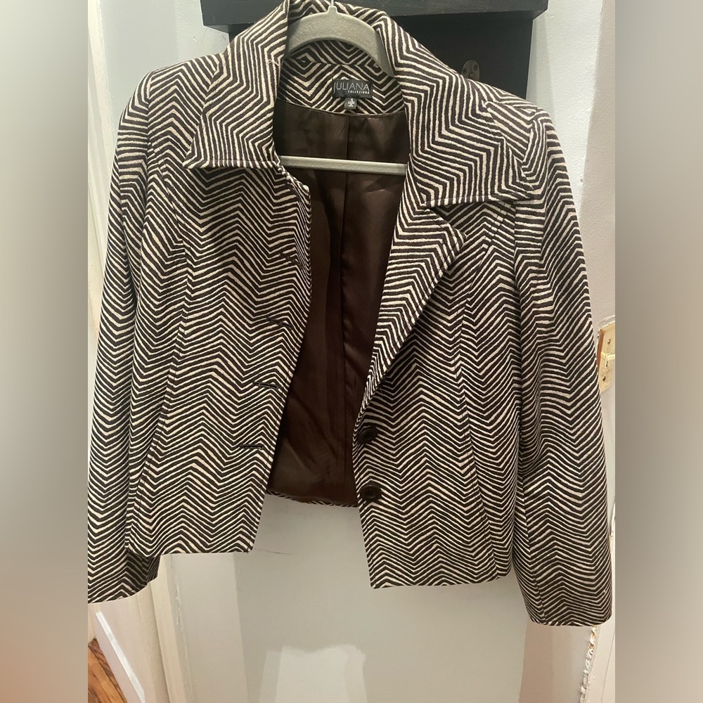 Juliana black and white jacket